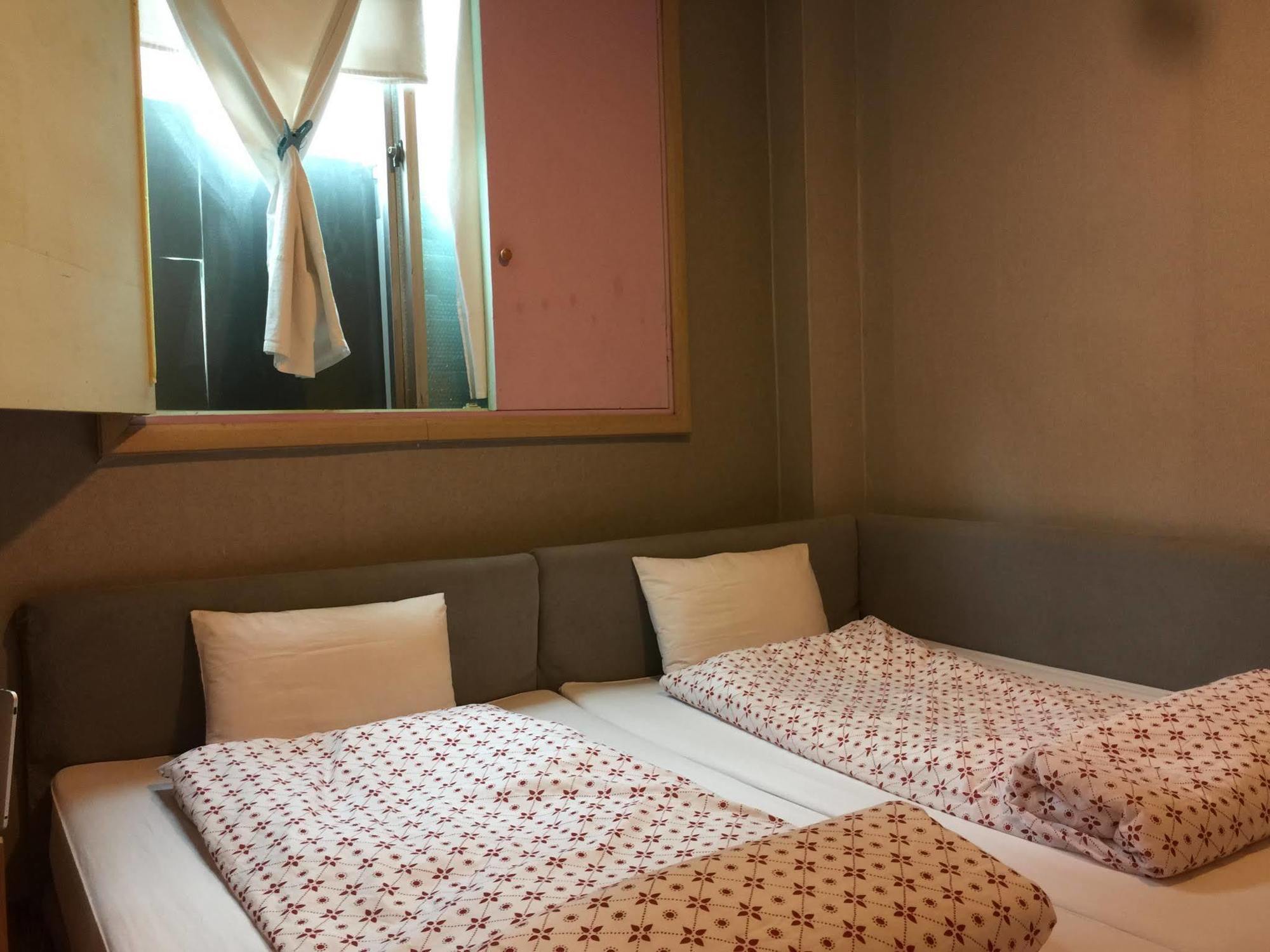 Backpackers In Jeju City Center 外观 照片