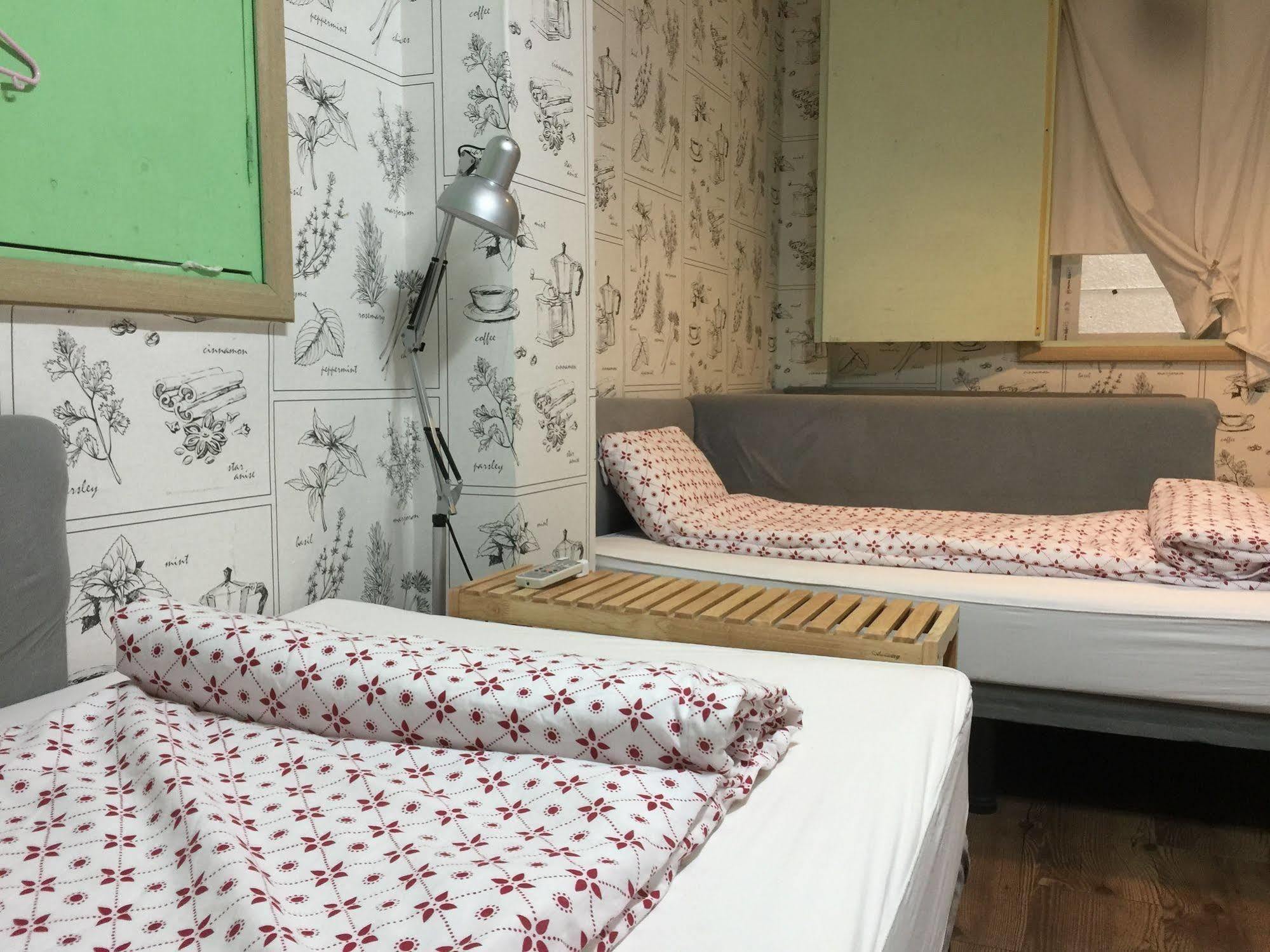 Backpackers In Jeju City Center 外观 照片