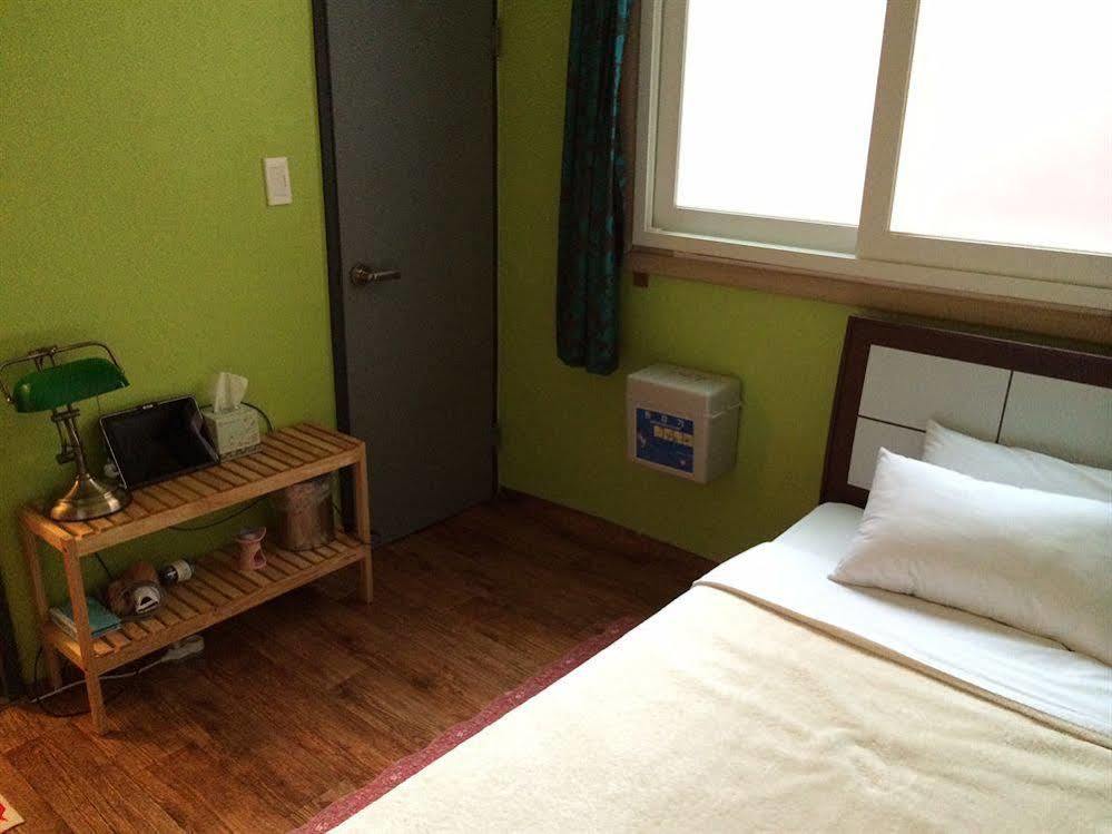 Backpackers In Jeju City Center 外观 照片